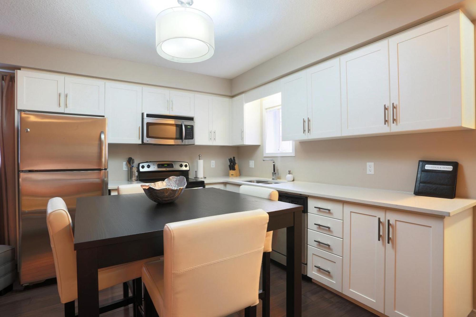 Boardwalk Homes - Executive Townhomes Kitchener Exterior photo